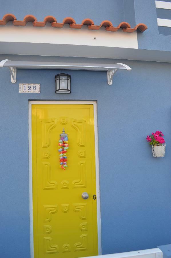 Yellow Door Gafanha da Encarnacao Luaran gambar